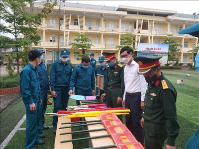 Tiểu đội tự vệ tại chỗ Công ty Thủy điện Tuyên Quang  tổ chức huấn luyện điểm trong toàn huyện Na Hang năm 2022