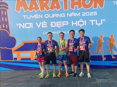 CBCNV Thủy điện Tuyên Quang tích cực tham gia giải chạy Marathon 