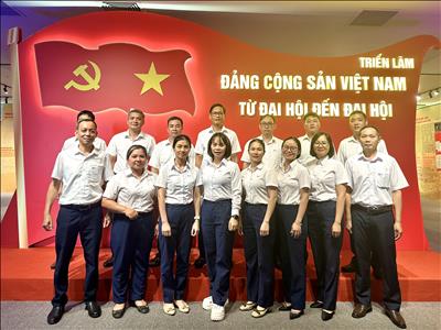 Theo dấu lịch sử, vun đắp trách nhiệm người đảng viên